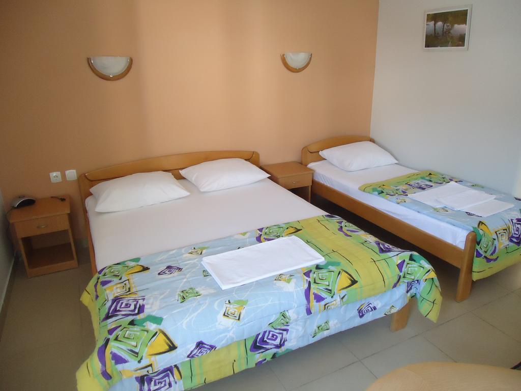 Hotel Kangaroo Budva Ngoại thất bức ảnh