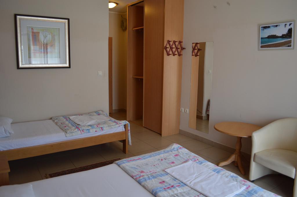 Hotel Kangaroo Budva Ngoại thất bức ảnh
