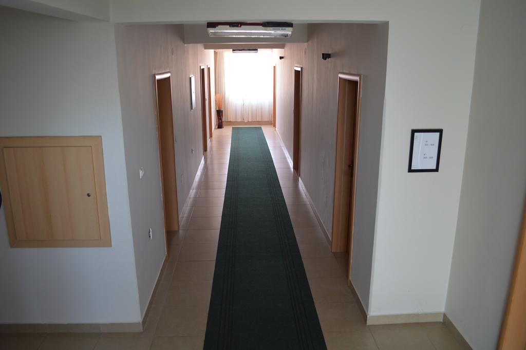 Hotel Kangaroo Budva Ngoại thất bức ảnh