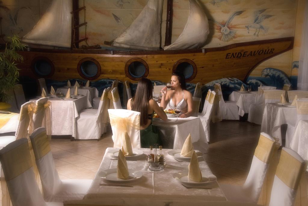 Hotel Kangaroo Budva Ngoại thất bức ảnh