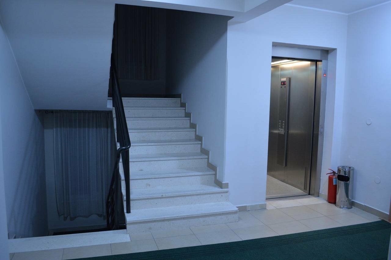 Hotel Kangaroo Budva Ngoại thất bức ảnh